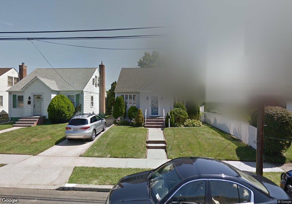 293 Harrison St, Franklin Square, NY 11010 - photo 1