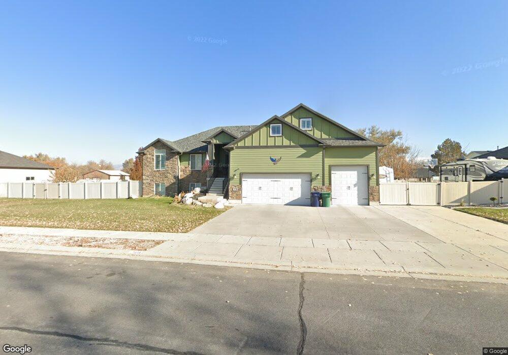 5274 S 5725 W, Hooper, UT 84315 - photo 1