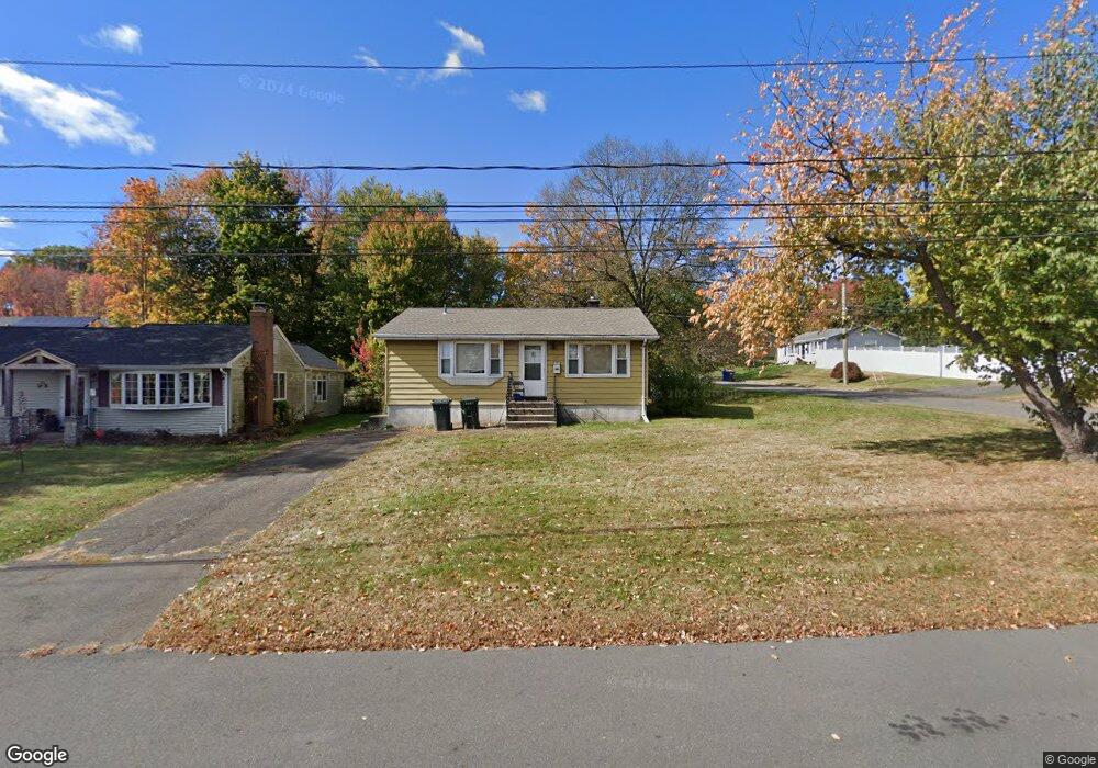 132 Raynor St, Southington, CT 06489 - photo 1