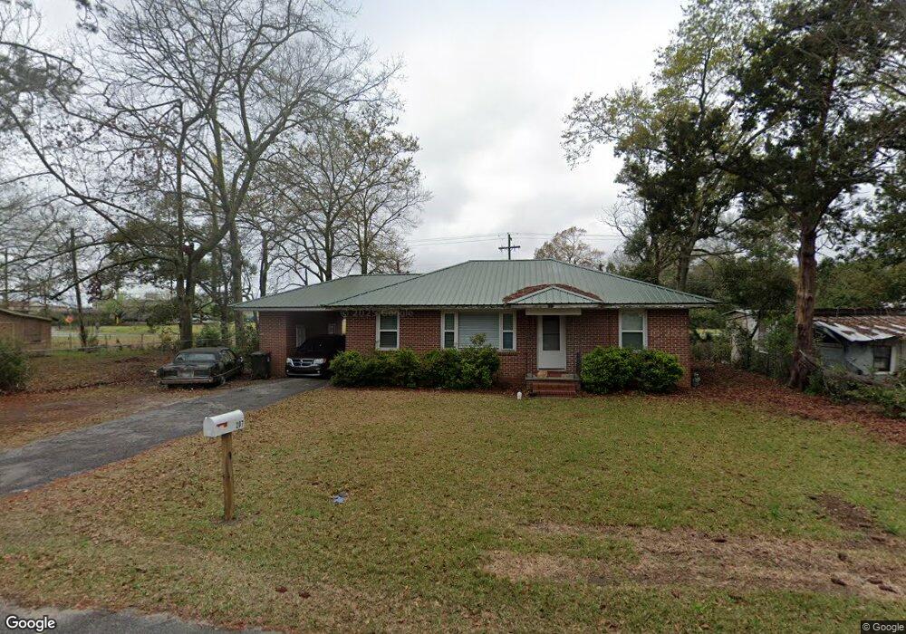 207 N Cedar St, Adel, GA 31620 - photo 1