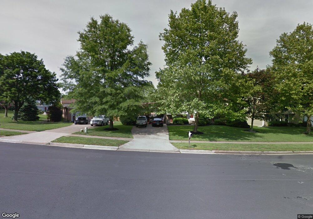 6233 Hidden Canyon Rd, Centreville, VA 20120 - photo 1