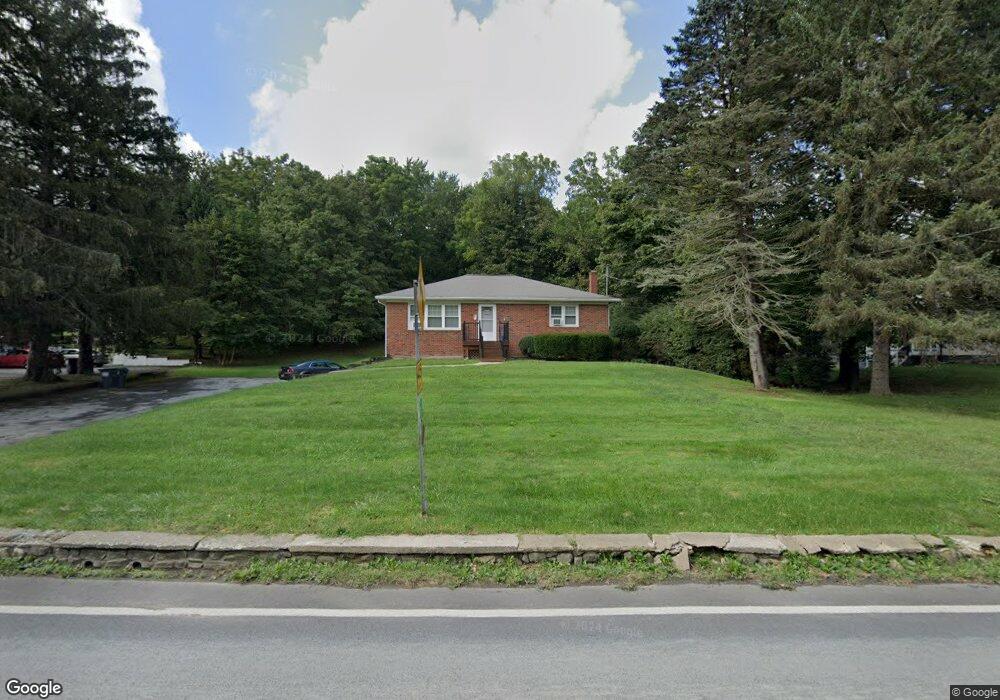 207 Vineyard Ave, Highland, NY 12528 - photo 1