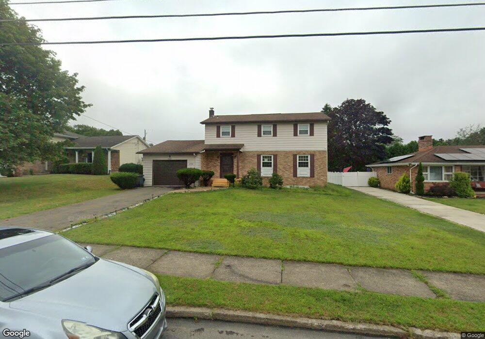 135 Wilson Dr, Hazleton, PA 18201 - photo 1