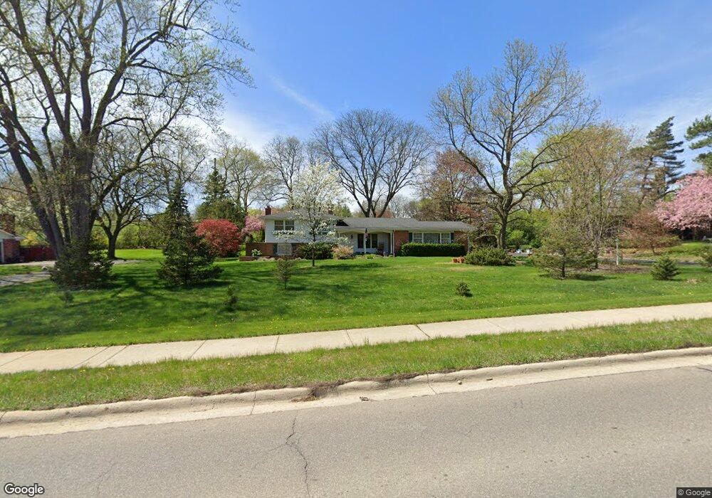 6783 N Adams Rd, Bloomfield Hills, MI 48304 - photo 1