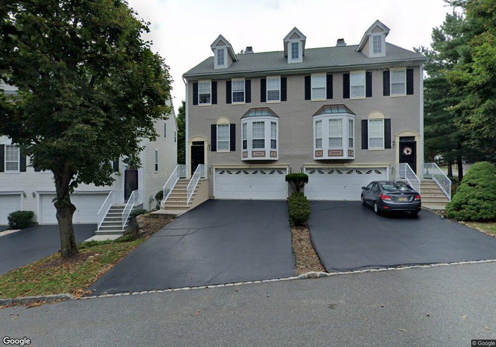 8 Bobolink Ct, Wayne, NJ 07470 - photo 1