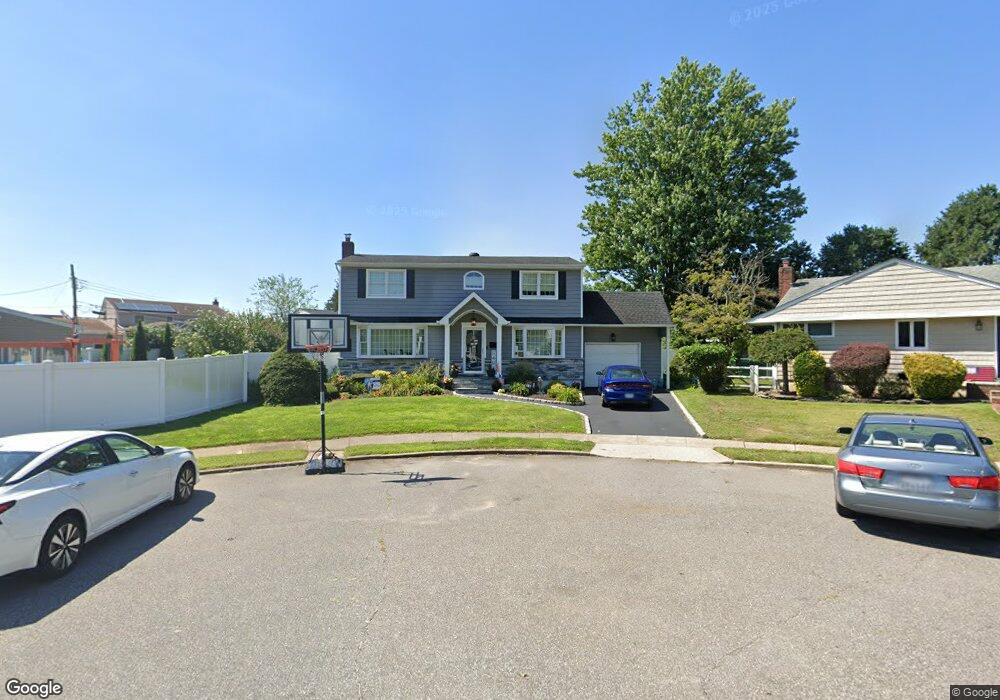 3984 Steven Ct, Seaford, NY 11783 - photo 1