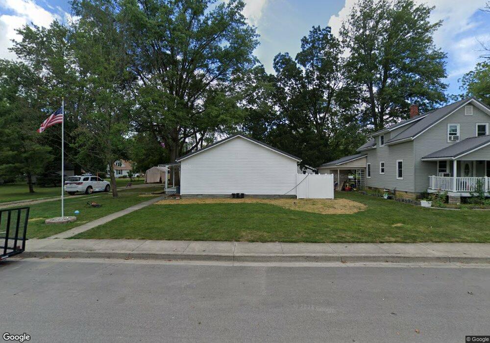 756 Sprunger St, Berne, IN 46711 - photo 1