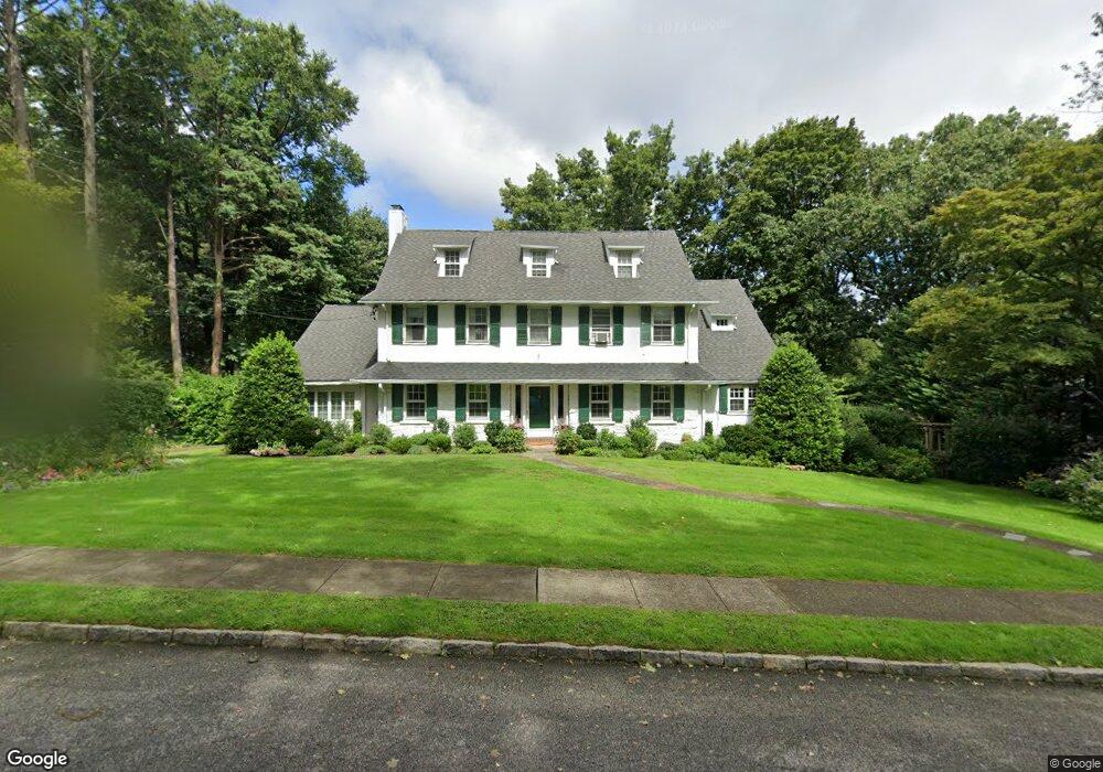 16 Beechmont Ave, Bronxville, NY 10708 - photo 1