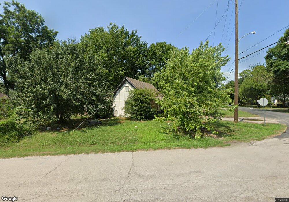 439 E 1st St, Claremore, OK 74017 - photo 1