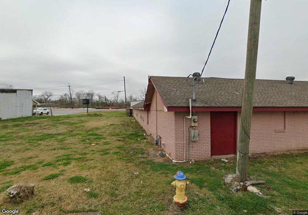 325 Cenac St, Houma, LA 70364 - photo 1