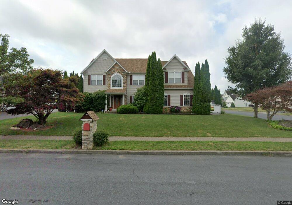 2842 Veronica Ave, Whitehall, PA 18052 - photo 1