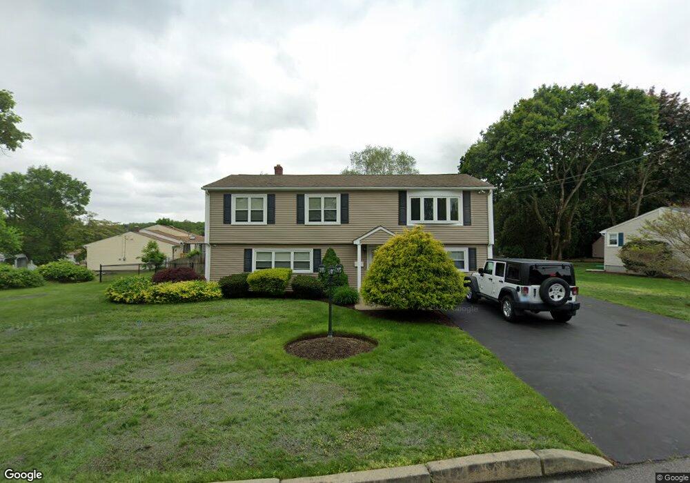 33 Quail Hollow Rd, Cranston, RI 02920 - photo 1