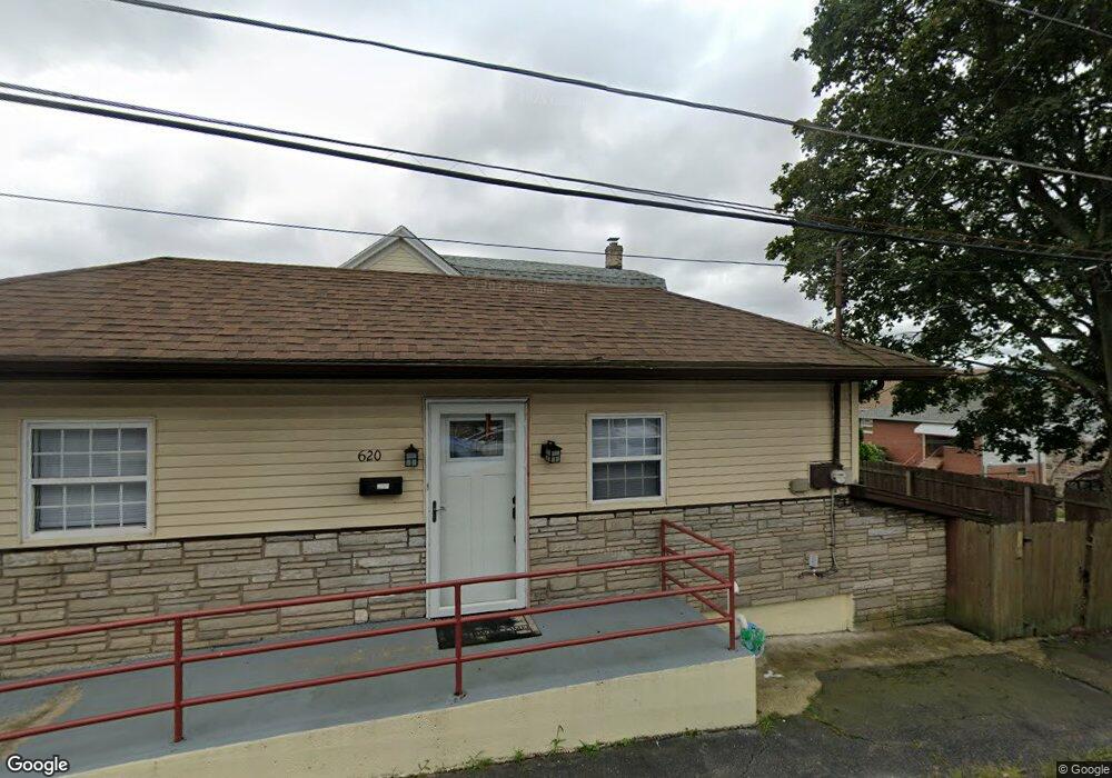 620 Arthur St, Hazleton, PA 18201 - photo 1