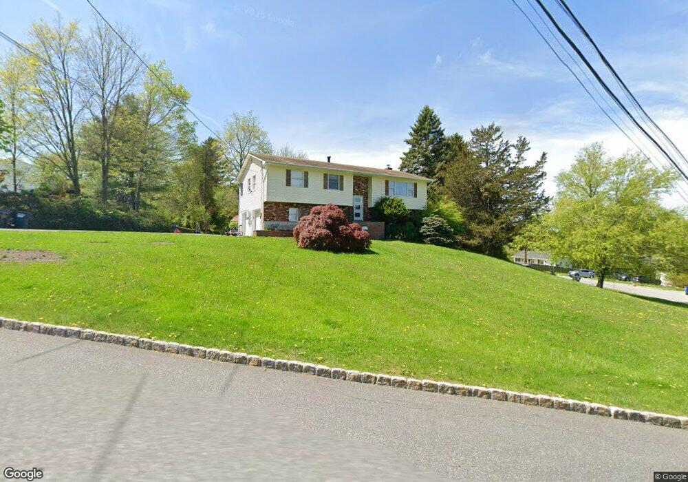 10 Pine Hill Rd, Monroe, NY 10950 - photo 1