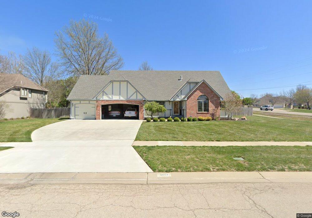 3652 SW Stonybrook Dr, Topeka, KS 66614 - photo 1