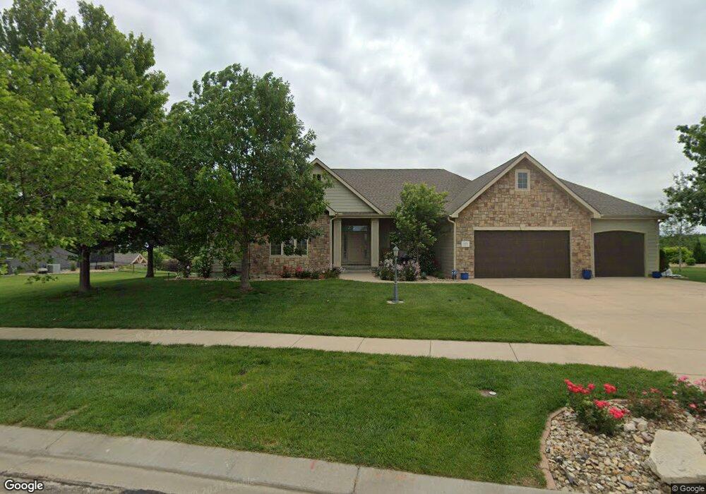 4400 SW Legacy Ln, Topeka, KS 66610 - photo 1