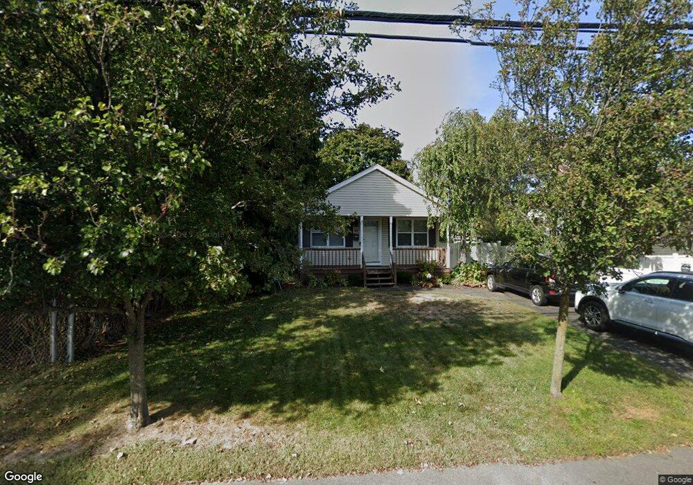 81 Islip Blvd, Islip, NY 11751 - photo 1