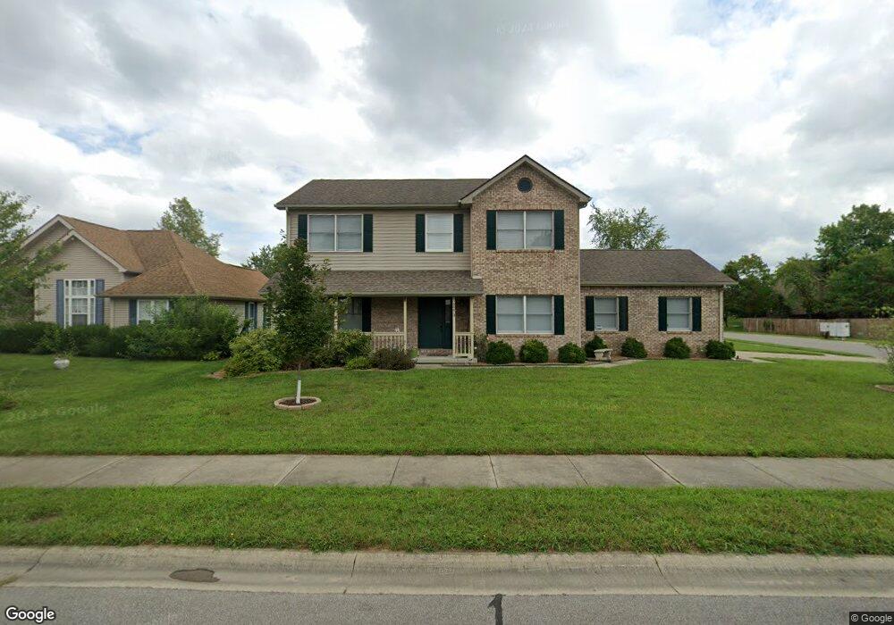 2143 Sumpter Ct, Columbus, IN 47203 - photo 1