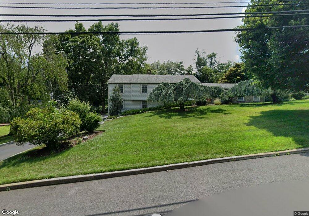 14 Wilton Dr, Allendale, NJ 07401 - photo 1