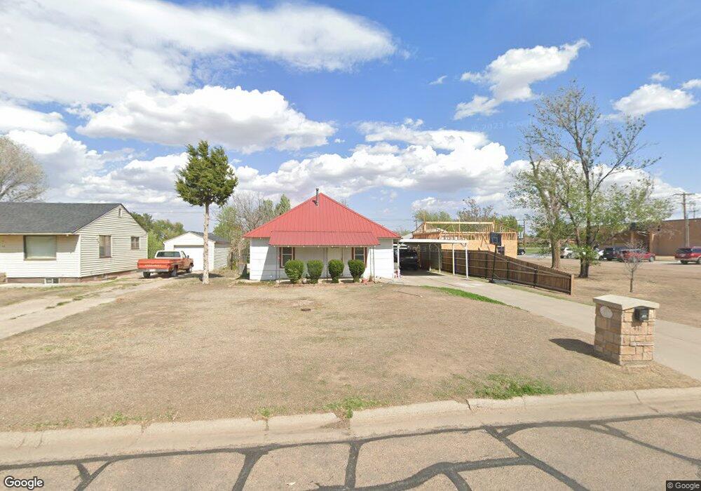 412 S Jefferson St, Hugoton, KS 67951 - photo 1