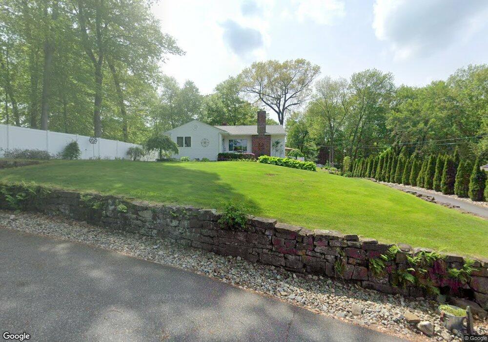 136 Ridgeway Dr, Feeding Hills, MA 01030 - photo 1