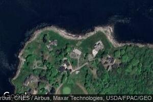 25 St Martin's Ln, Biddeford, ME 04006