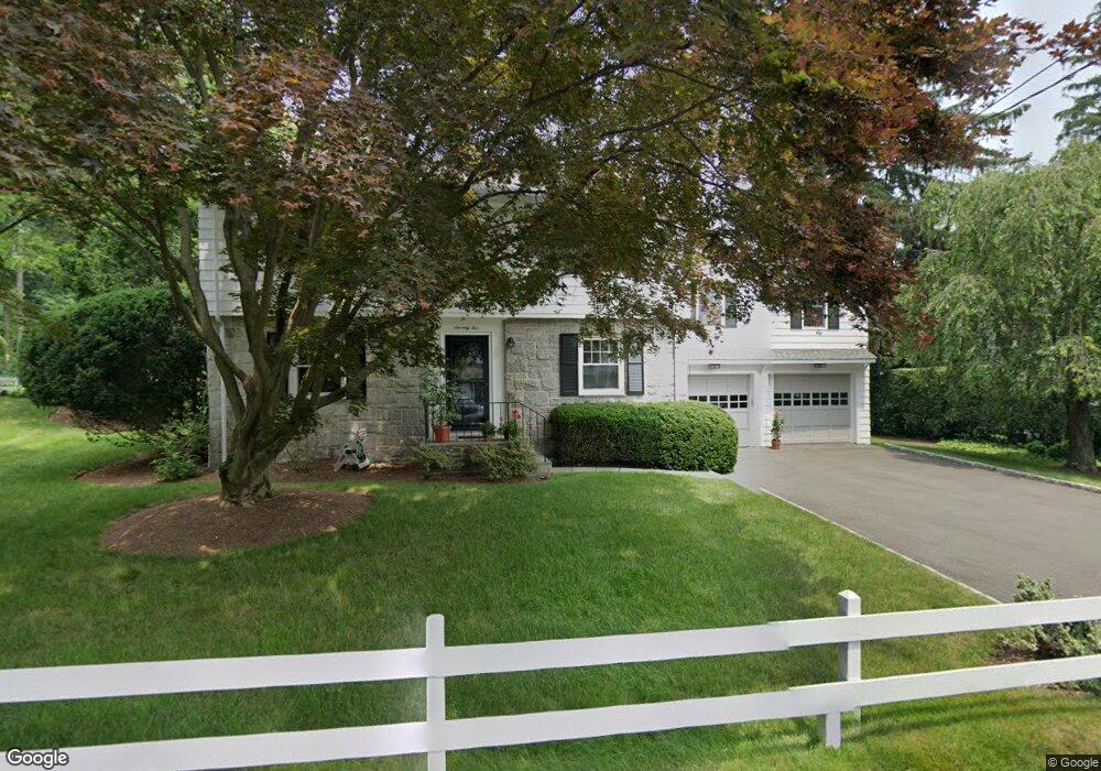 75 Relihan Rd, Darien, CT 06820 - photo 1