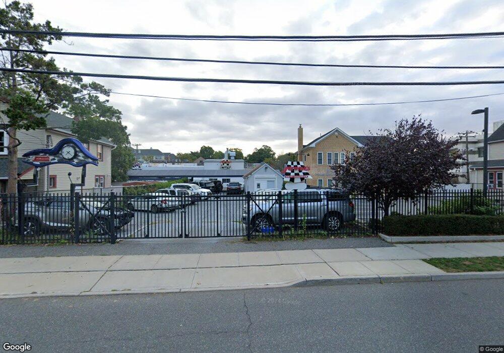 61 S Bayles Ave, Port Washington, NY 11050 - photo 1