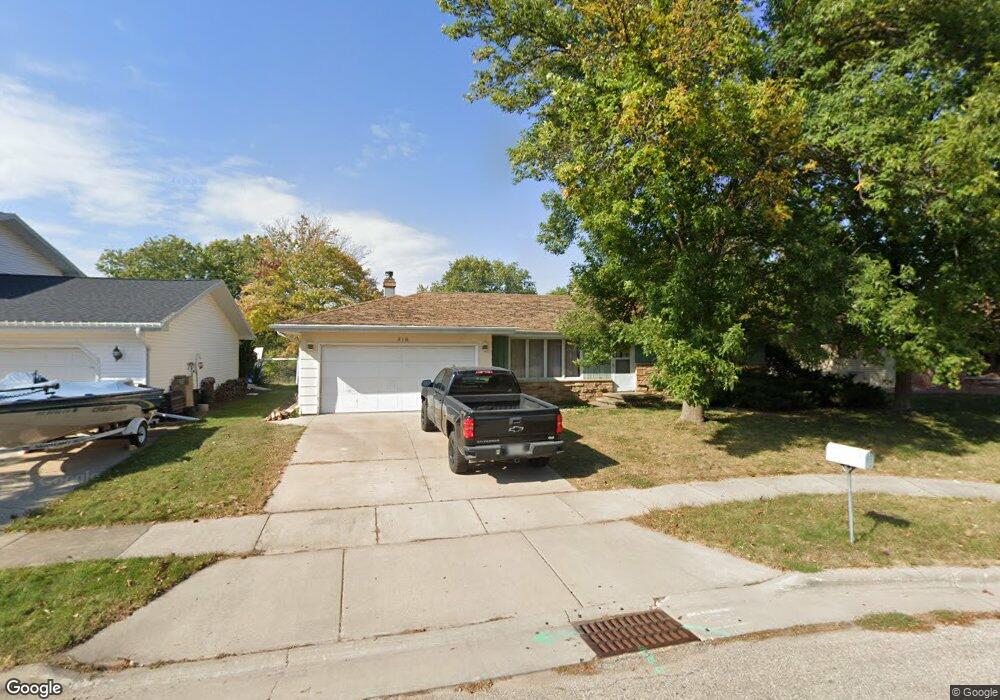 416 Jerelyn Ct, Combined Locks, WI 54113 - photo 1