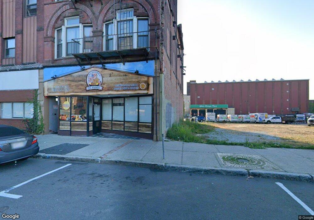 390 High St unit 392, Holyoke, MA 01040 - photo 1