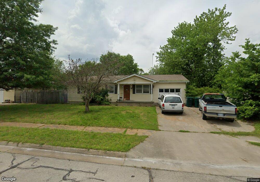 1301 S 26th St, Parsons, KS 67357 - photo 1