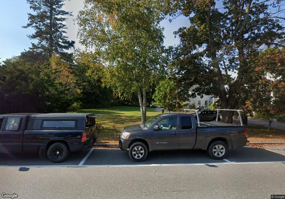 24 E Elm St, Yarmouth, ME 04096 - photo 1