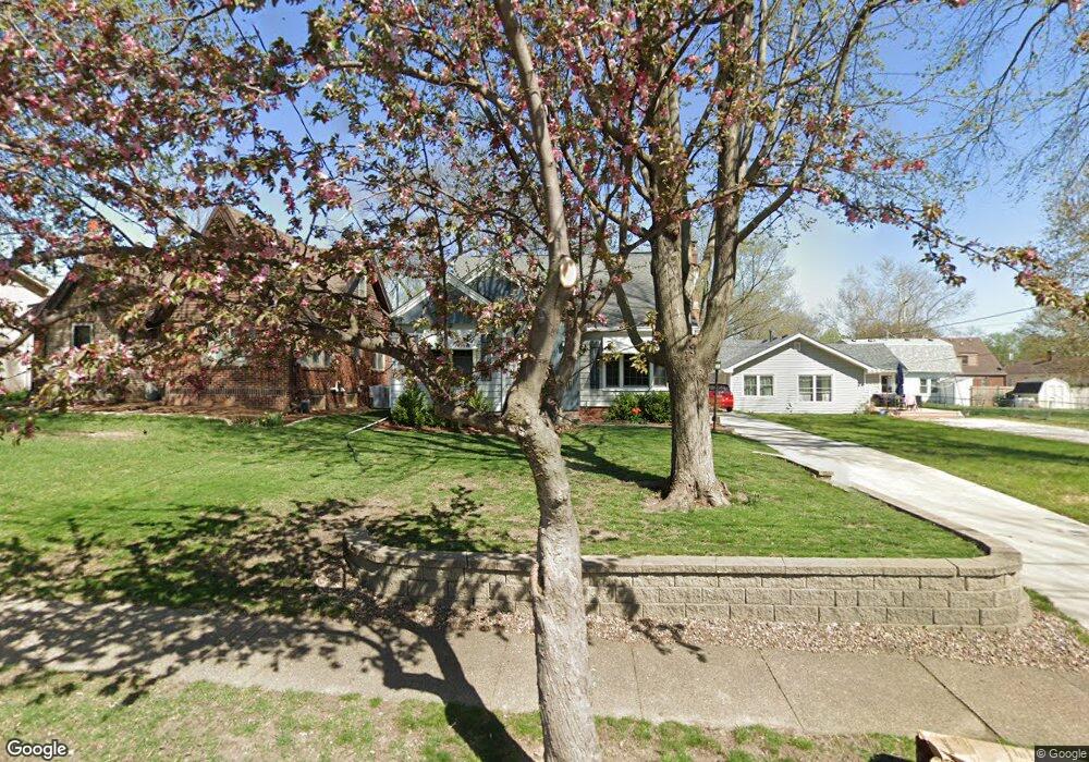 2117 40th St, Des Moines, IA 50310 - photo 1