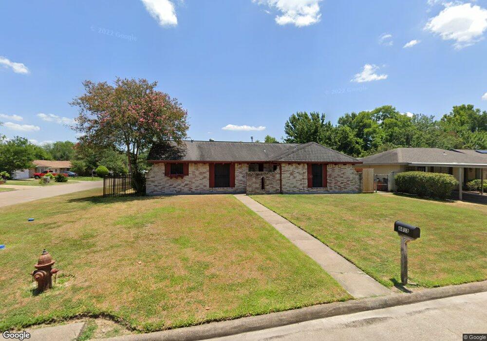 8818 Chipping Ln, Houston, TX 77088 - photo 1