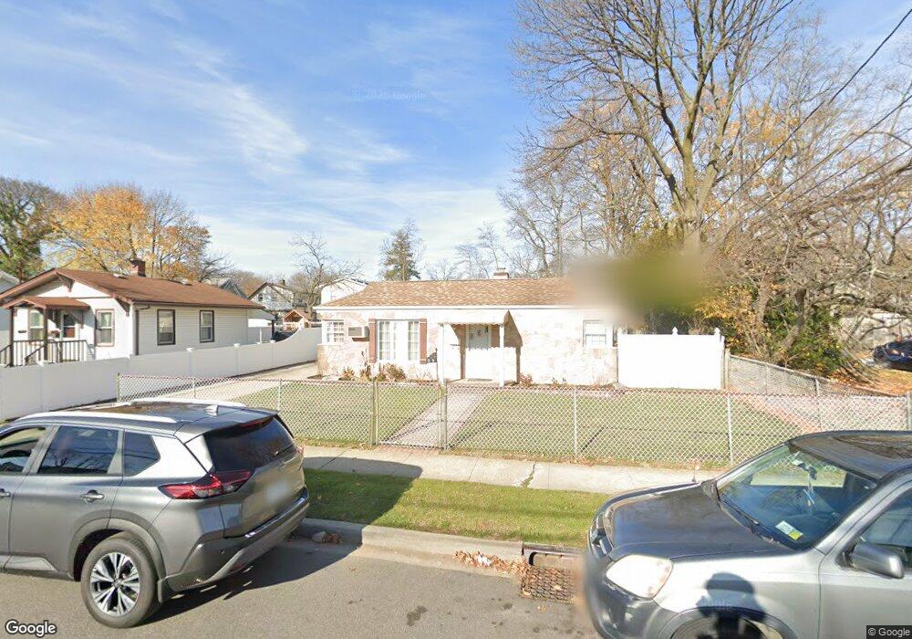 39 E Pennywood Ave, Roosevelt, NY 11575 - photo 1