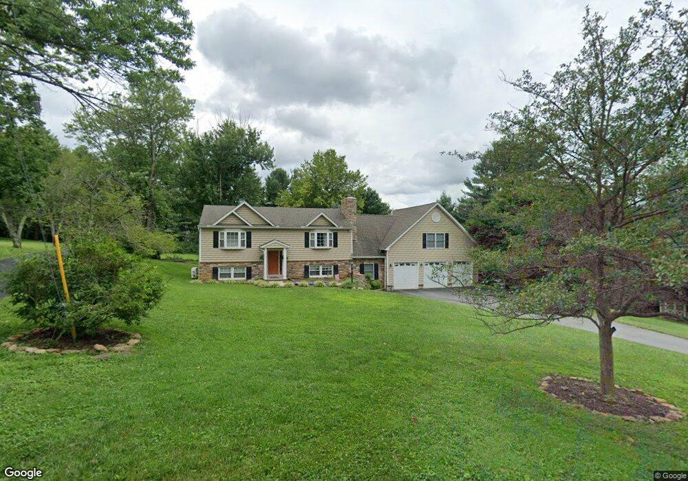 1129 Greenway Rd, Cockeysville, MD 21030 - photo 1