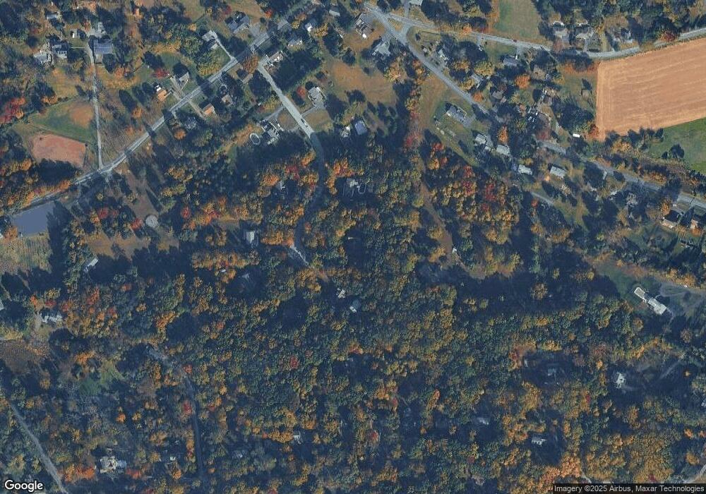 7 Stratford Ct, Pottstown, PA 19465 - photo 1