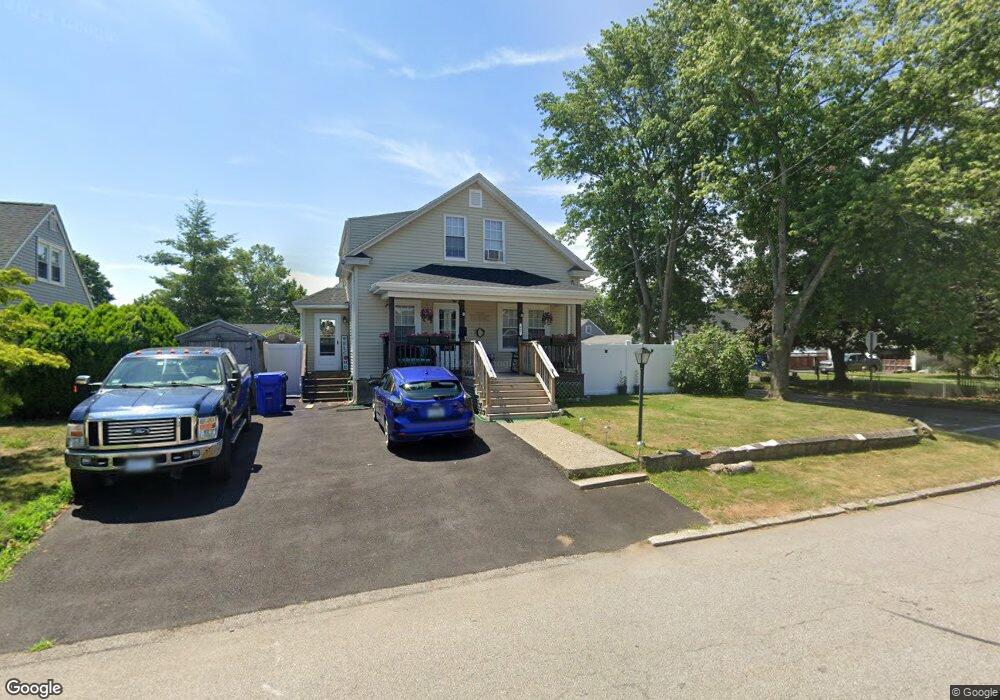 467 Kenyon Ave, Pawtucket, RI 02861 - photo 1