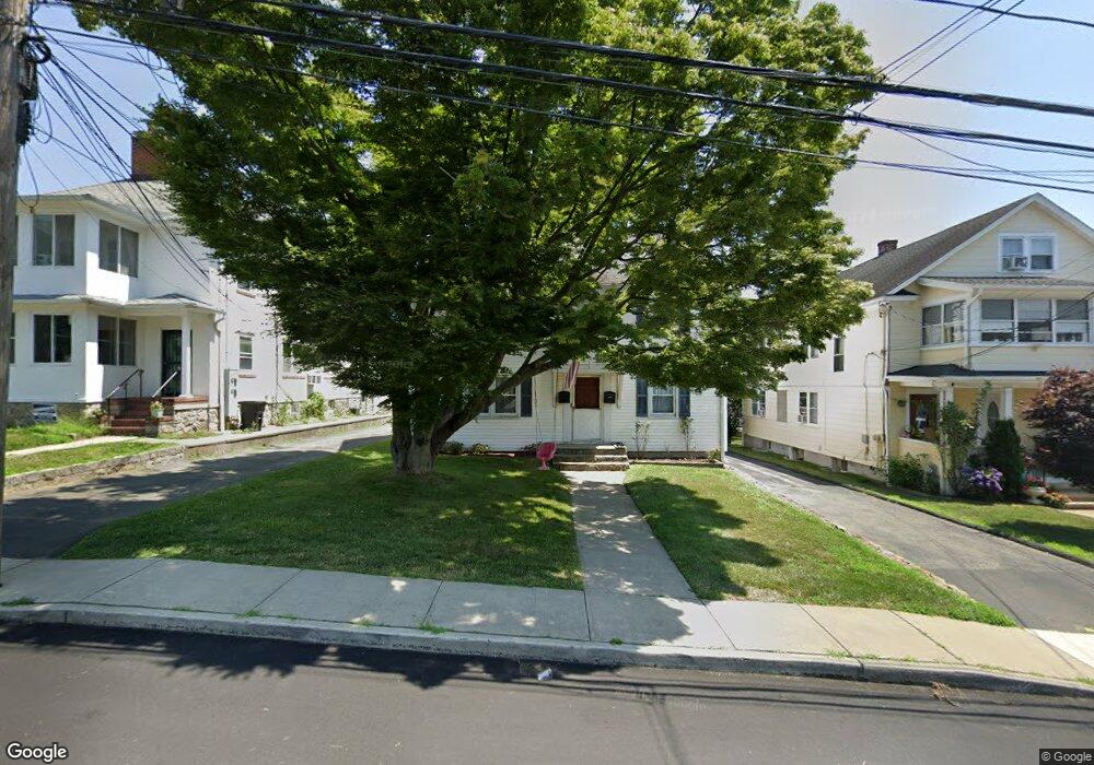 27 Woodbury Ave, Norwalk, CT 06850 - photo 1