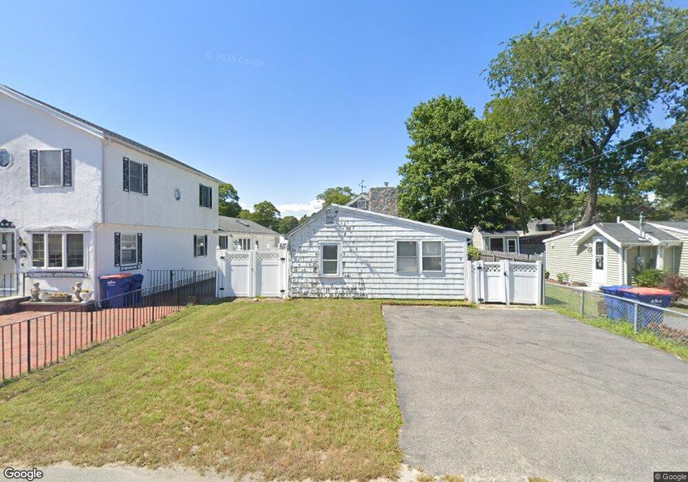 5 Swift Ave, Wareham, MA 02571 - photo 1