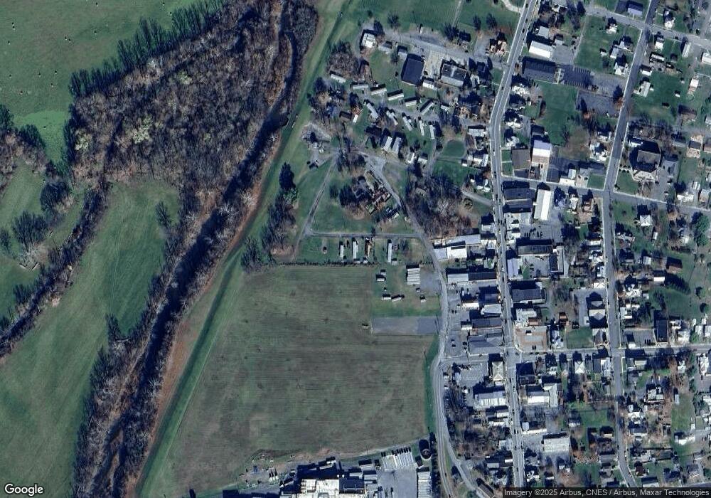 8 Twin Dr, Moorefield, WV 26836 - photo 1