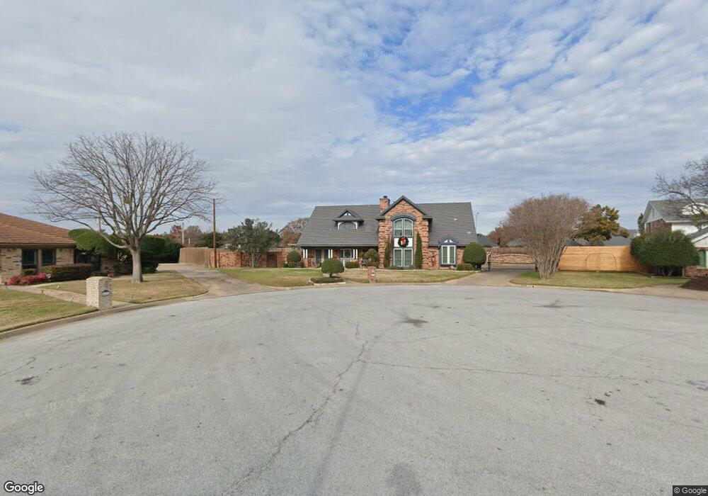 416 Charleston Ct, Hurst, TX 76054 - photo 1