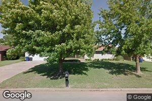 809 N 3rd St, Okeene, OK 73763