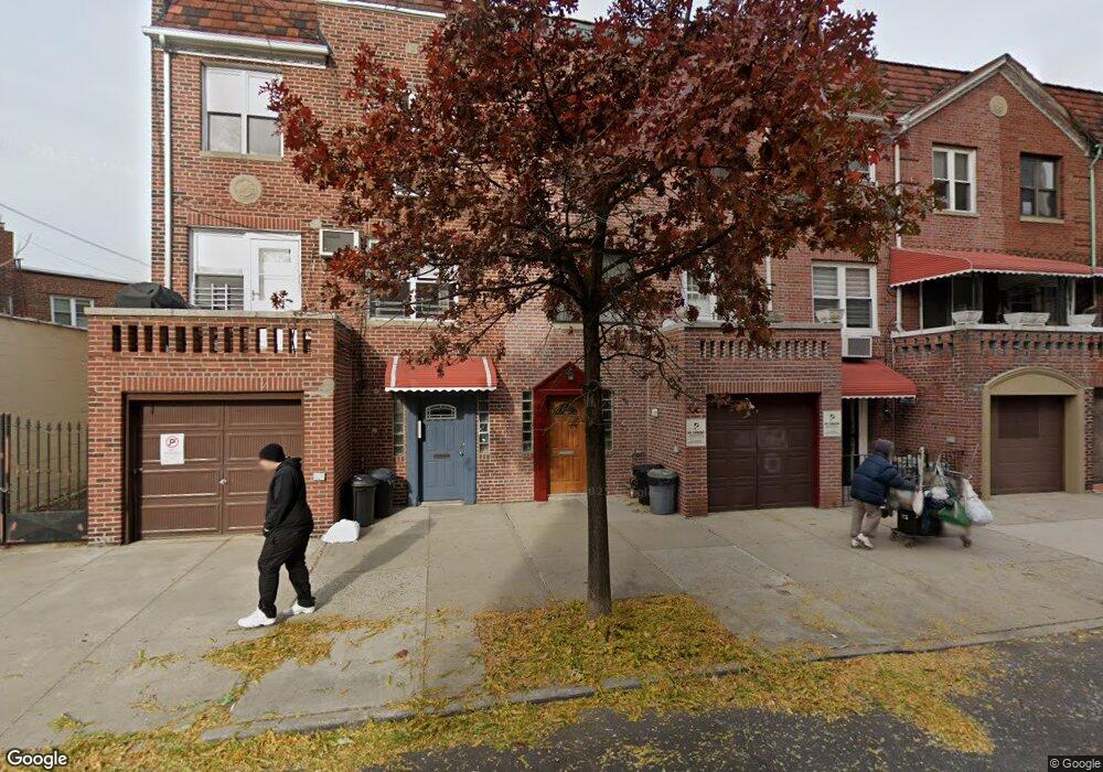 3052 42nd St, Astoria, NY 11103 - photo 1