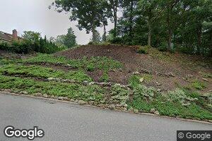 2 Weatherstone Way, Smithtown, NY 11787