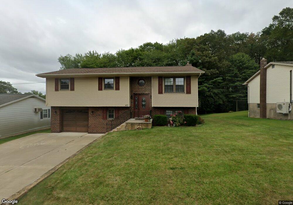 891 N Wyoming St, Hazleton, PA 18201 - photo 1