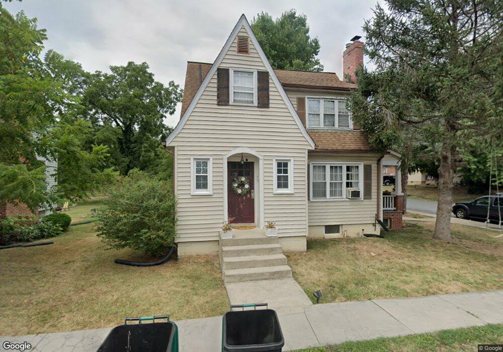 318 Crawford St, Strasburg, VA 22657 - photo 1