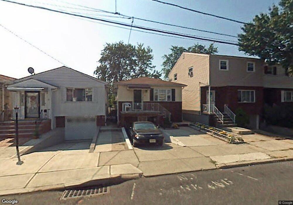 15 Suburbia Ct, Jersey City, NJ 07305 - photo 1