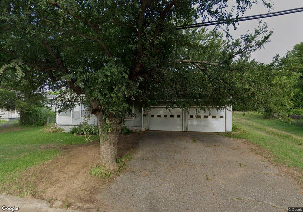 805 N Bush Ave, Denison, TX 75020 - photo 1