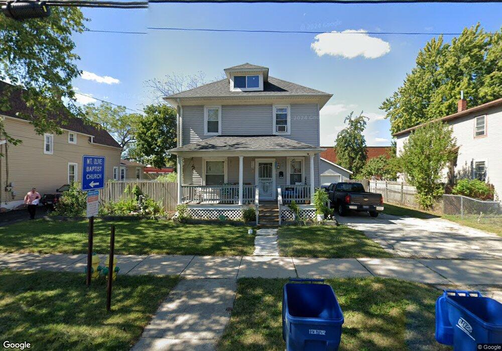 146 N Jackson St, Waukegan, IL 60085 - photo 1